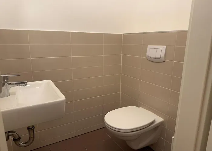 2br, Danube, Central, U6 & S-bahn - Axara Housing Brn 33 * ウィーン